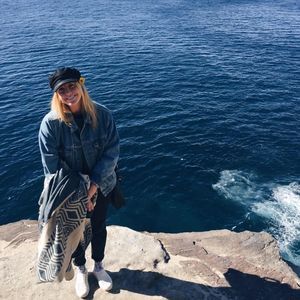 Meet your Posher, Christy